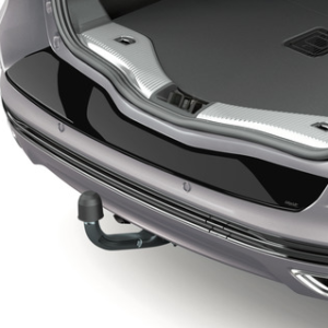 ClimAir®* Oblikovana zaščita zadnjega odbijača, sijoče črna